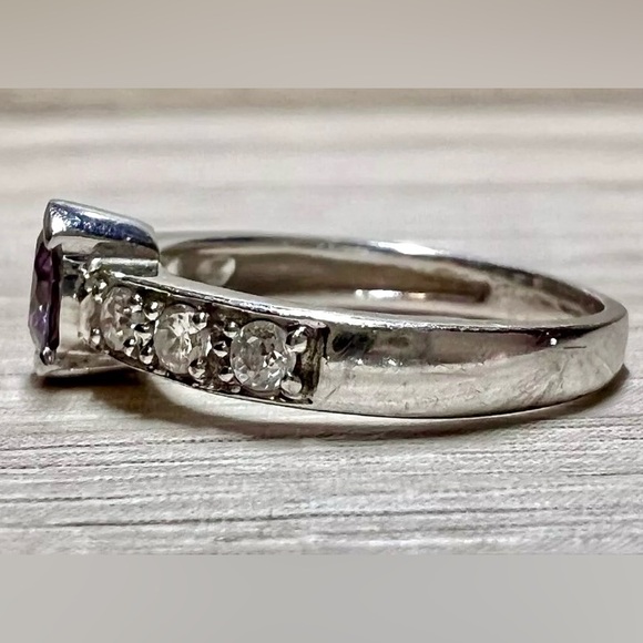 Vintage Sterling Silver Tension Set Amethyst & Cubic Zirconia Ring, Size 5 - Picture 10 of 16